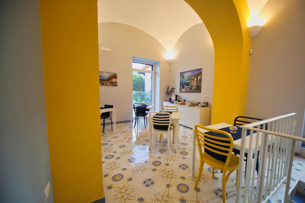 Domus Vilu Bed & Breakfast Nocera Superiore Ngoại thất bức ảnh