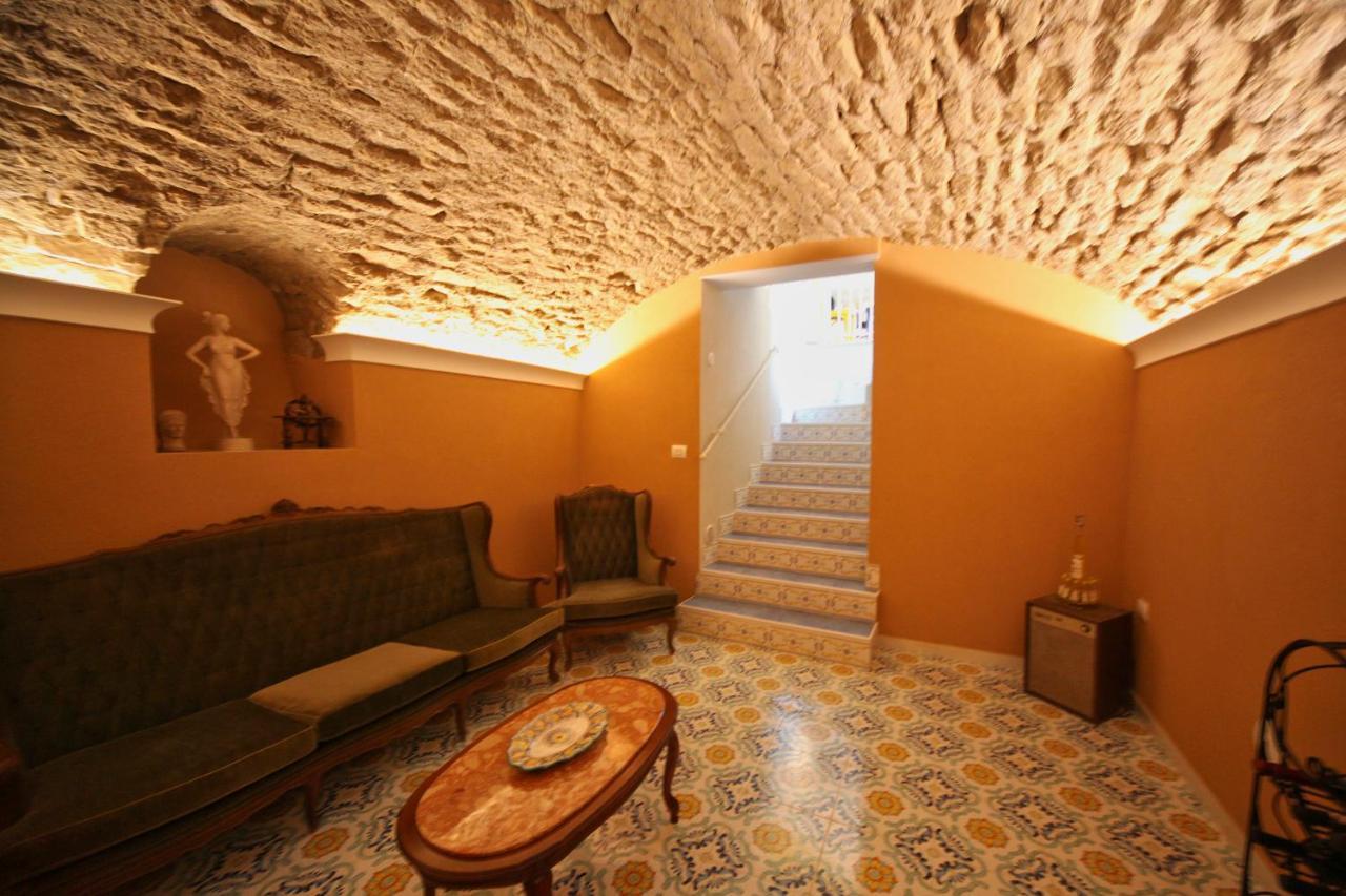 Domus Vilu Bed & Breakfast Nocera Superiore Ngoại thất bức ảnh